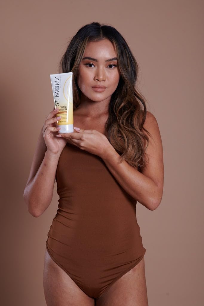 St. Moriz Professional Gradual Daily Self Tanning Moisturiser, 200ml