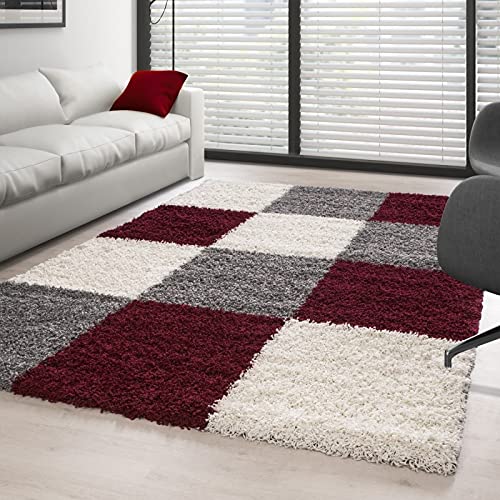 Tapis shaggy salon rouge gris blanc à motif carreaux pour réchauffer une pièce de vie