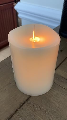 Luminara Moving Flame Red Berry Inclusions LED Pillar Recessed Edge Smooth Wax Unscented (6.5-inch - View #12