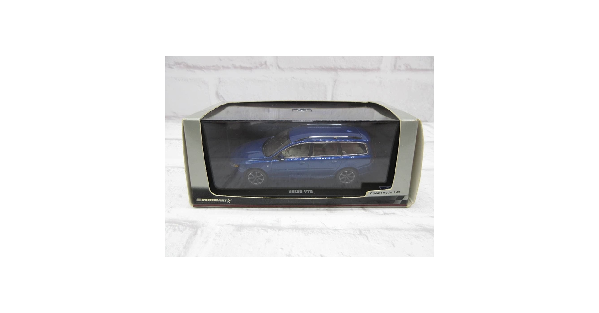Amazon | ミニカー 1/43 ボルボ VOLVO V70 ブルー ディーラー