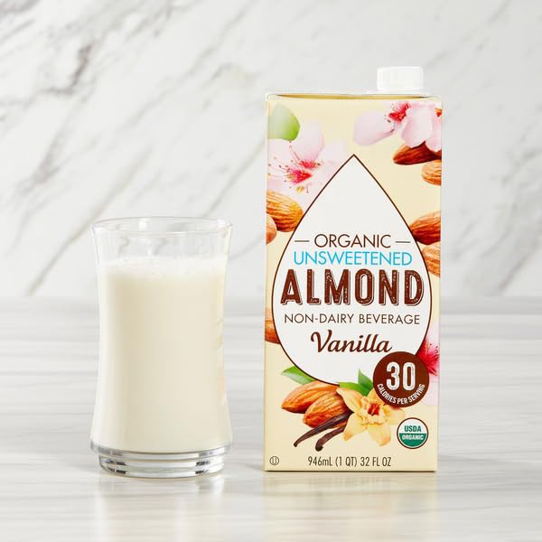 Organic Vanilla Almond Beverage, Unsweetened Non-Dairy, 32 fl oz, 6 Count Pack