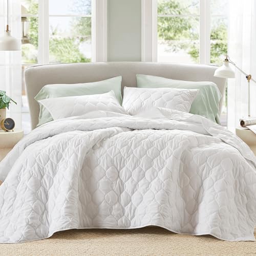 Comfort Spaces Queen Quilt Set Modern Reversible Ogee Coverlet Queen Bedding Set Cozy Quilted Winter Layer, All Season Lightweight Soft Queen Size Quilt, Kienna, Full/Queen White Ogee 3 Piece
