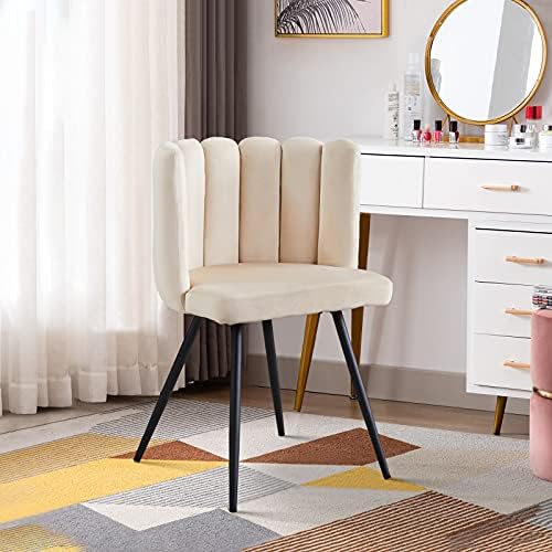 LEMROE Velvet Dining Chair with Petal Backrest Vanity Reception Chair with Black Metal Legs Padded Leisure Chair for Dining Room Living Room Bedroom (1PC, Green)