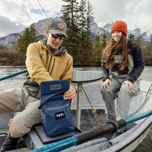 Image of YETI Daytrip 6L Insulated Soft Cooler Lunch Bag, Classic Navy