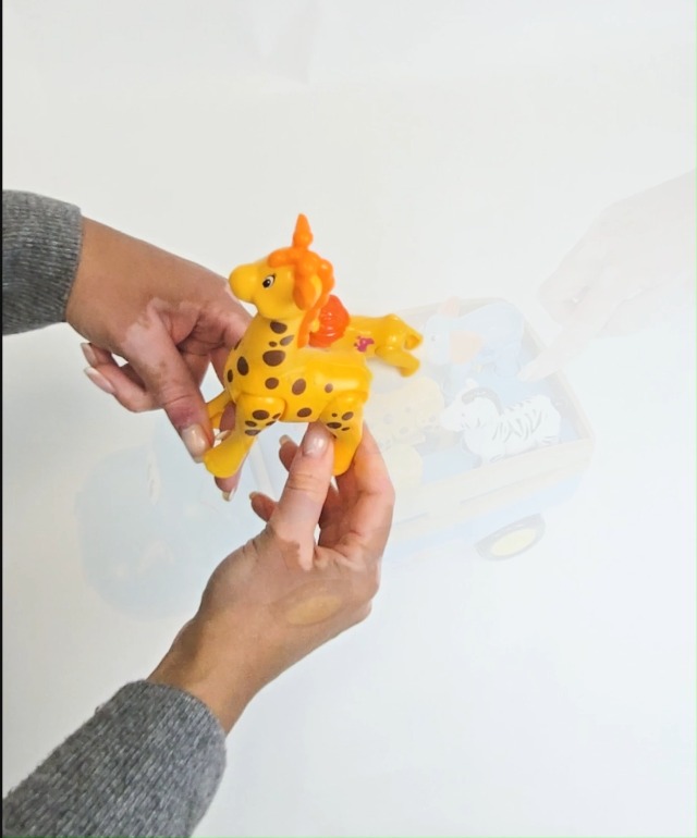Amazon.com: Kidoozie Harry Hippo Safari Truck Ages 12 Months+