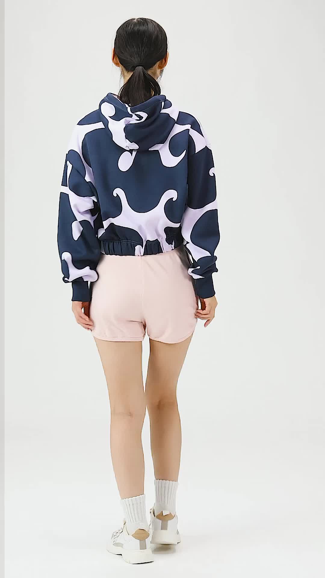 Amazon.co.jp: Adidas VT545 Women's Sweatshirt, Marimekko