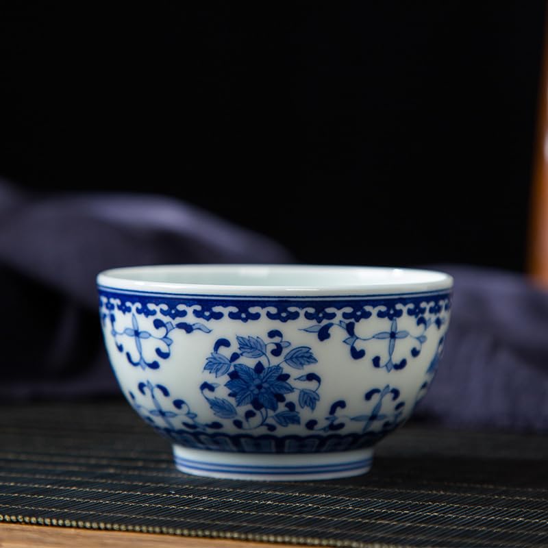 Kungfu filiżanka do herbaty niebieski i biały porcelanowy okrągły kwiat Arhat kubek ceramiczny herbata osobista mała miska pojedyncza ręcznie malowana gospodarz małe filiżanki do herbaty