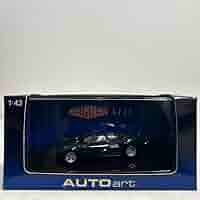 AUTOart オートアート　ジャガー　XJ13 グリーン 1/18 Jaguar XJ13 Spider 1966 Classic (Green) Resin Model Car