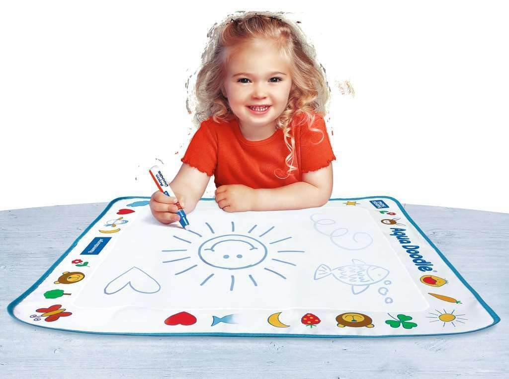 Ravensburger ministeps 4177 Aqua Doodle Limited Edition, Magische Malmatte zum Malen mit Wasser, ca 50 x 50 cm, Sonderausgabe mit 2 Stiften und 4 Ausmalbildern, Spielzeug ab 18 Monate