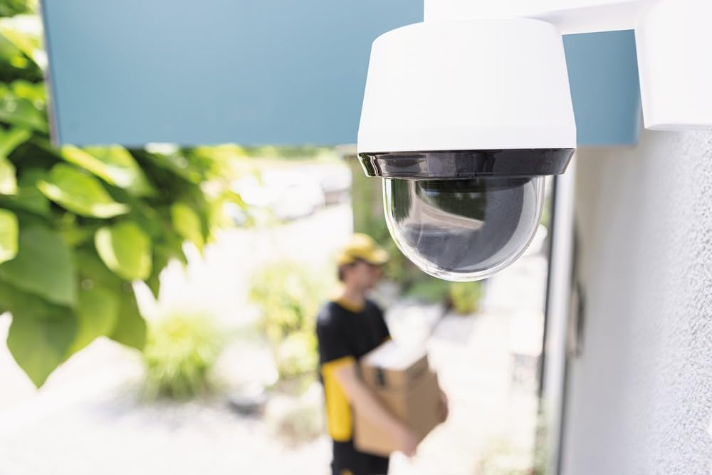 ABUS SmartLook Cámara de Vigilancia con Giro e Inclinación - 4K, Exterior | Detección inteligente de personas y vehículos, visión nocturna, audio de 2 vías y tarjeta microSD de 8 GB incluida.