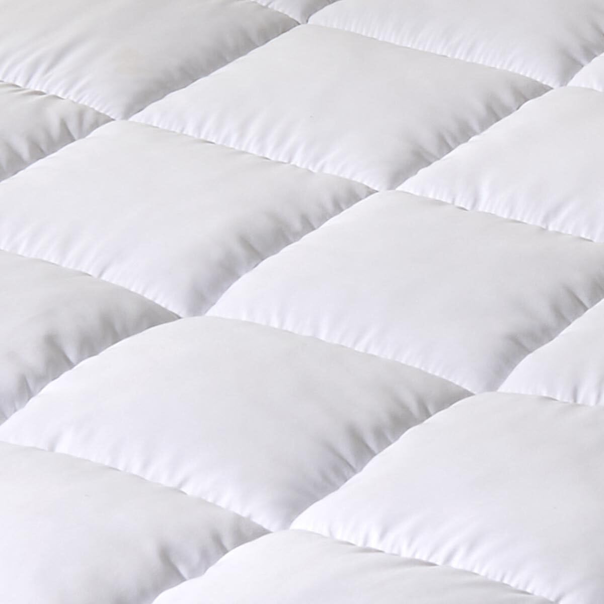 TRAUMSCHLAF Duo Matratzentopper Classic - 5 cm Matratzenauflage aus weichem Polyester mit Klimaband und Eckgummis - 100x200 cm