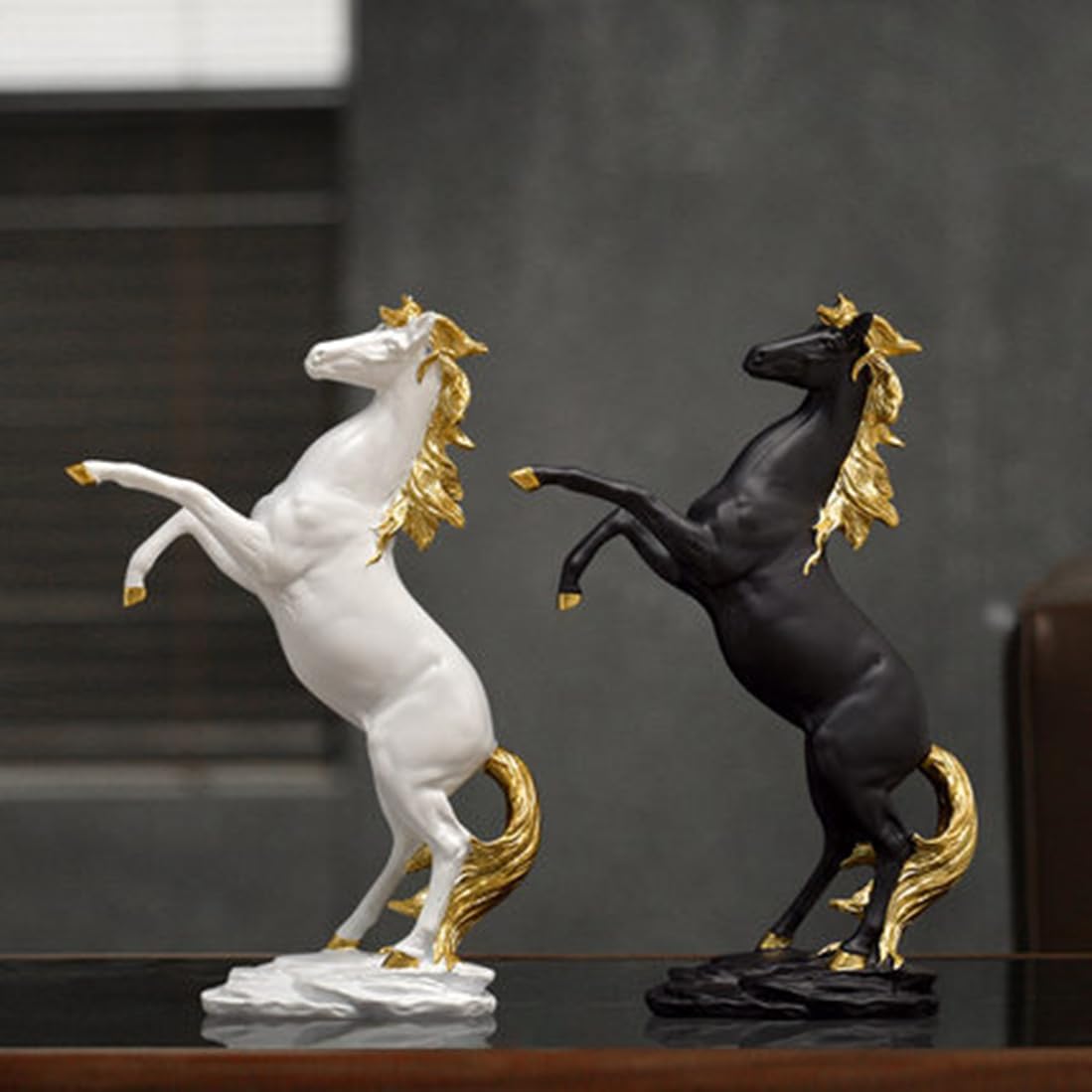 Amazon.co.jp: JMONLPICY 金色のたてがみ樹脂馬の装飾像 置物