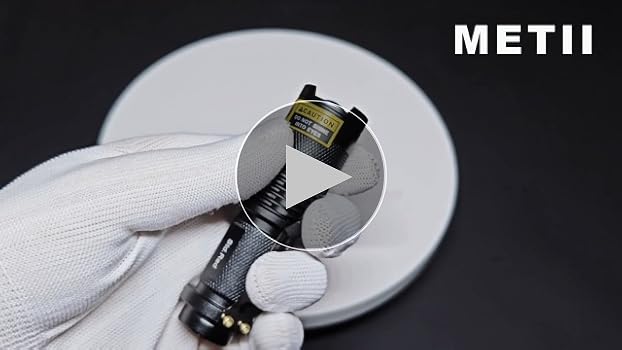 METII R2 Low-Lumen Mini Red Flashlight - Zoomable Red Light