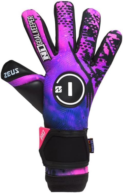 N1 Goalkeeper gloves Zeus UGT+. Guantes de fútbol ultraligeros con corte híbrido roll-negativo y látex alemán UGT+ Palm. Guantes de portero de