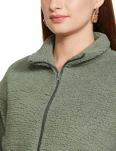 Image of Qube By Fort Collins Women's Women's Crop Fur Jacket - Trendy Winter Wear for a Chic Look