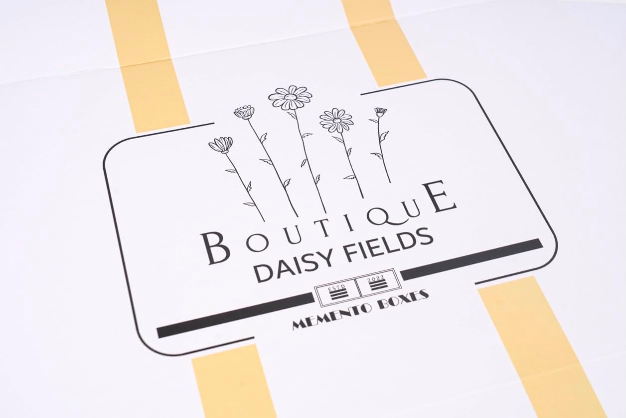 DAISY FIELDS Personalized keepsake trunk in golden white (Personalized inside)