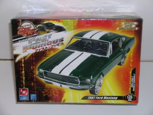 AMT "1967 Ford Mustang" Plastic Model Kit