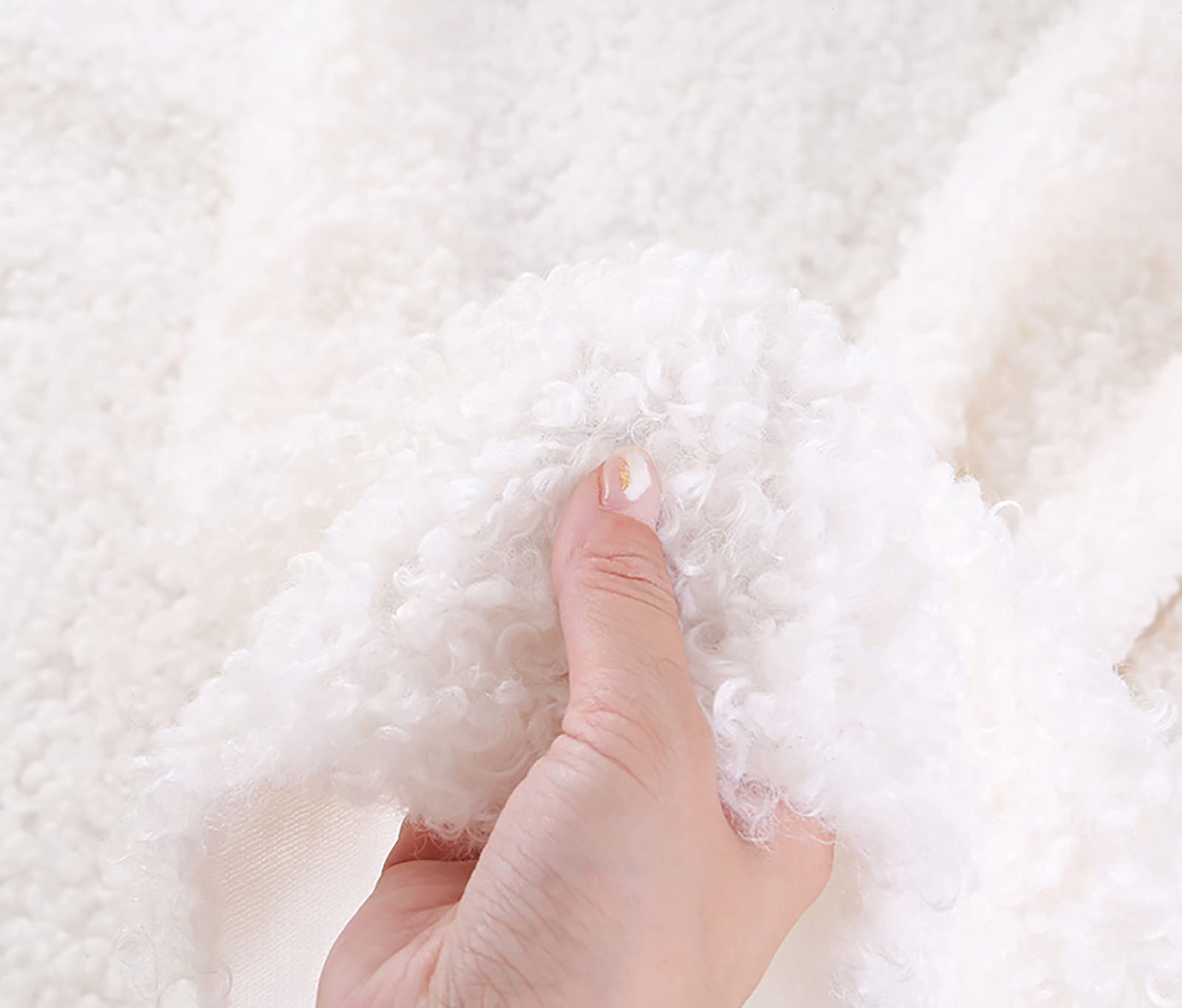 Pelliccia Sintetica Bianca, 180cm x 5 CM Tessuto di Pelliccia Artificiale in Peluche Pretagliato Morbido e Soffice Artigianale Pelliccia, per Pelosa