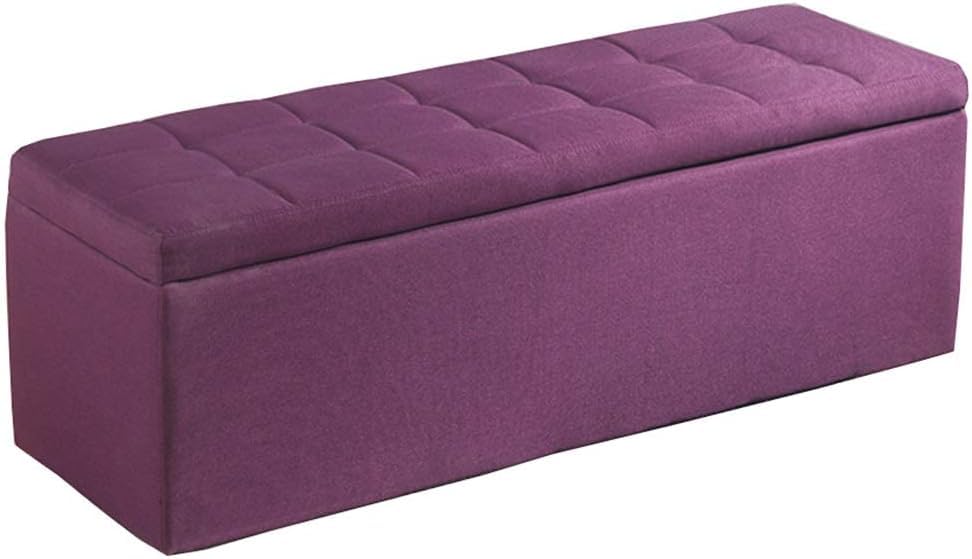 Repose-Pieds en Tissu Violet pour Aménager un Coin Lecture Cosy dans le Salon