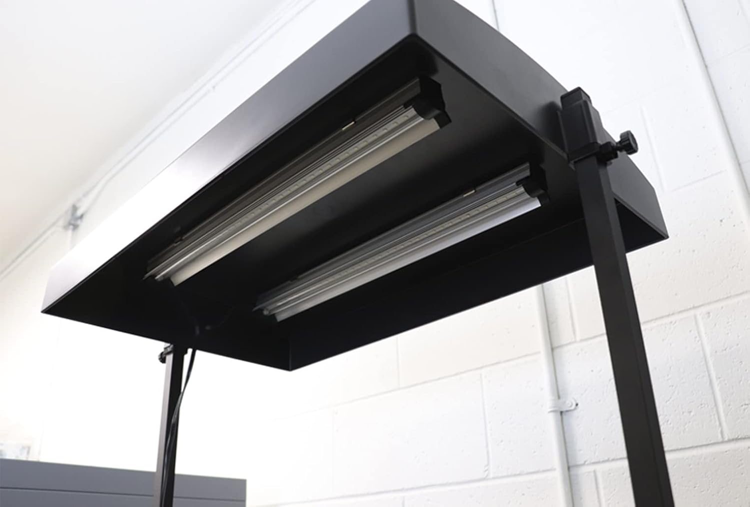 SunBlaster T5HO Indoor Growlight Garden, Home Growing Kit - Image 9