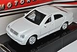 Fahrzeug ist ca 11 cm lang Motormax Mercedes-Benz C-Klasse W203 Limousine Weiss 2000-2007 1/43 Modell Auto mit individiuellem Wunschkennzeichen