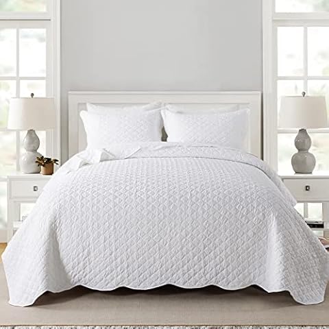 NEWLAKE Quilt Bedspread Set, White Moroccan Trellis Embossed Pattern Reversible Soft Washed Microfiber Coverlet Sets, Queen Size Cover