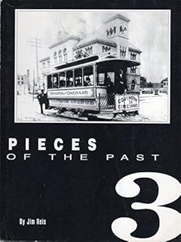 Paperback Pieces of the past 3 Book