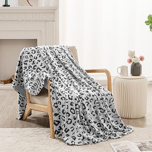 SOCHOW Uragiri Flannel Fleece Throw Blanket, Lightweight Super Soft Cozy Plush Bed Blanket, 127cm × 150cm, Black Leopard