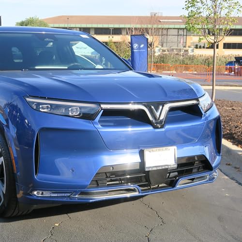 Can VinFast Win America? Dealer Pullbacks, Paused Plants, and the Hybrid Advantage