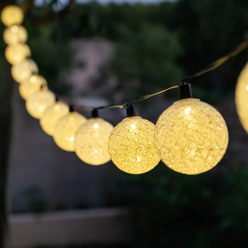 GuirLED - Solar Lichterkette Außen Kugeln LED - Wasserdicht IP55 - Automatisches EIN/AUS - 32 Kugeln 6 m- Flocon