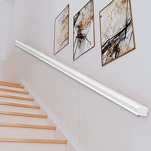 Supports extérieurs et rampe d'escalier en pin pour éviter les chutes sur vos marches
