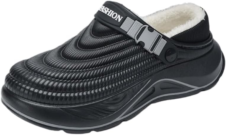 Winter thick-soled slip-on casual warm men's slippers. The inner lining is soft and warm. Suitable for both indoor and outdoor use.