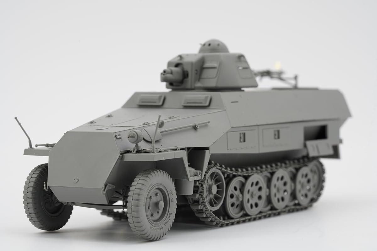 Dragon Modellbausatz Sd.kfz.253 Mit Panzer I Turm – Maßstab 1:35, 130 Mm Länge, Unbemalt