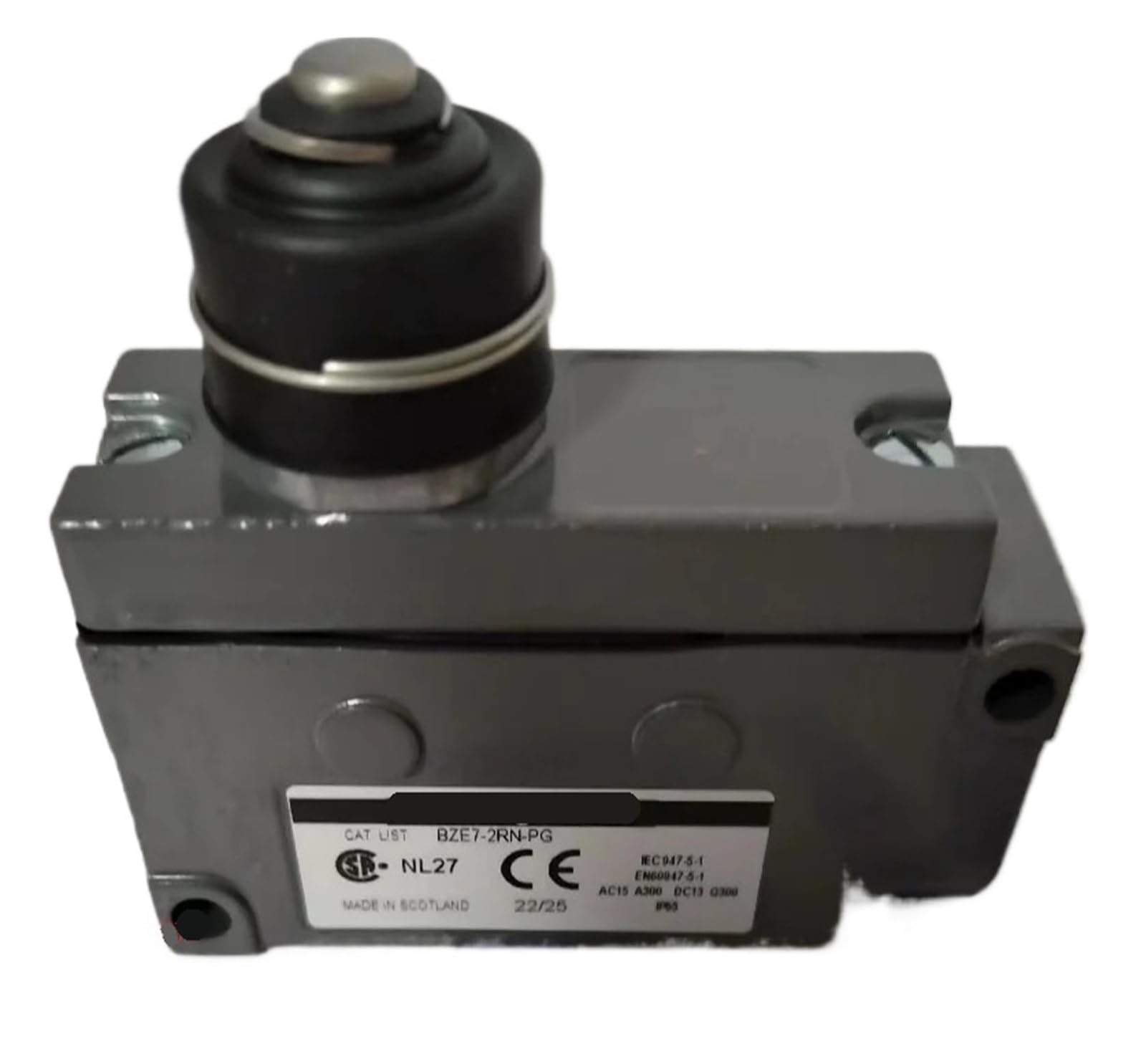 Tpkmvgap One Color Bze7-2Rn-Pg Limit Switch