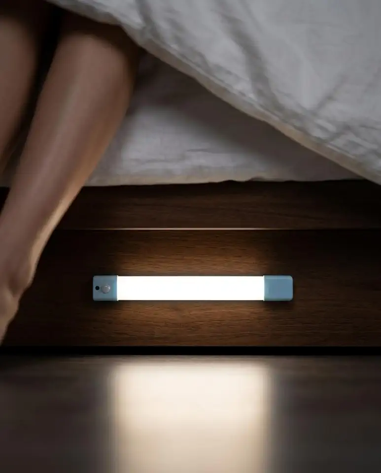 Kit 3 Luminárias LED Em Barra 30cm com Sensor de Movimento, Sem Fio e Recarregável USB - Fixação Magnética para Armário, Cozinha e Escada - Yaires Store