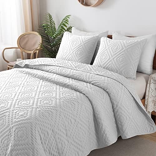 R.SHARE White Queen Size Quilt Bedding Sets with Pillow Shams, Boho Full Lightweight Soft Bedspread Coverlet, Quilted Blanket Thin Comforter Bed Cover for All Season, 3 Pieces, 90x90 inches