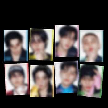 Amazon.com: Stray-Kids - Vol.4 Karma Accordion version CD+Pre