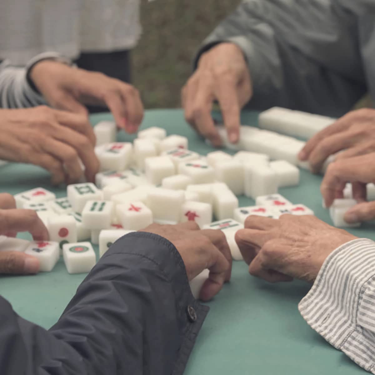 Mahjong-Set, tragbares chinesisches Mahjong, traditionelles chinesisches Mahjong-Spielset für zu Hause oder unterwegs Familienspiel Sammeln von Freunden Brettspielen für Erwachsene ab 16 Jahren