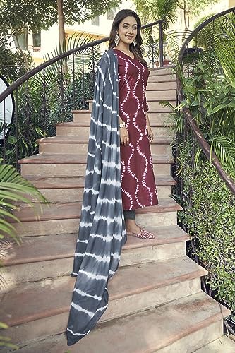 Image of GoSriKi Women's Cotton Blend Straight Printed Kurta with Pant & Dupatta