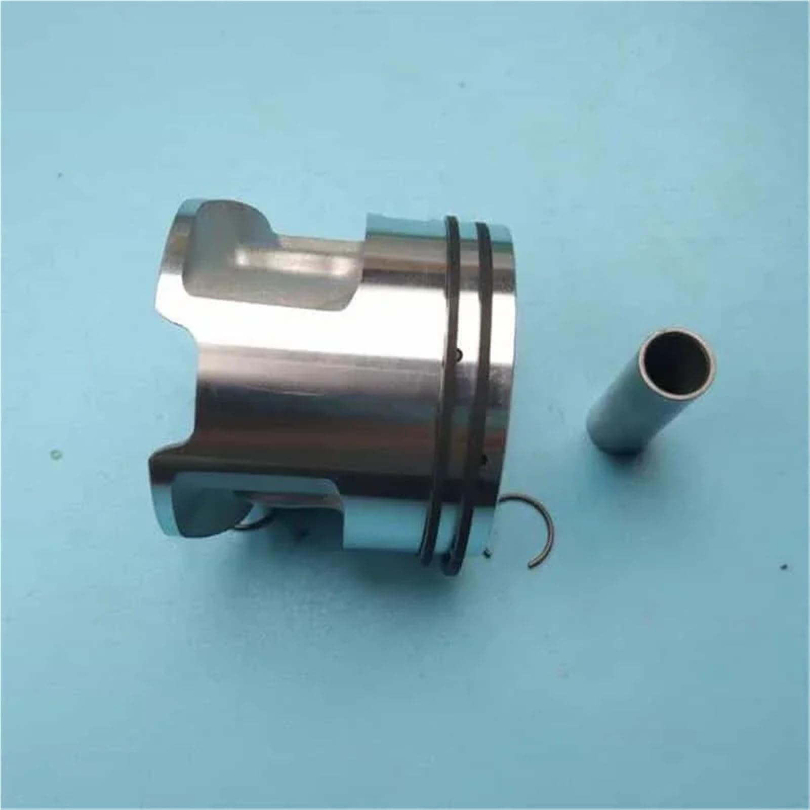 MS251 ZESTAW TŁOKA 44 MM 11430302029 DO PIŁY ŁAŃCUCHOWEJ 251 TULEJA CYLINDRA Z PIERŚCIENIAMI MONTAŻ ZACISKÓW PIN 11430302007(PREMIUM PISTON KIT)