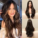 🌈 【Tapón de elástico transpirable y altamente elástico】: la construcción de lluvia abierta está bien ventilada para un ajuste fresco y cómodo. La banda elástica ajustable y los clips de cabello le proporcionan las mejores experiencias. El tamaño de la tapa de la peluca es de 21 "-23", adecuado para el tamaño de la cabeza de la mayoría de las personas. El cuero cabelludo de simulación de uso superior de la piel que hace realista la peluca.