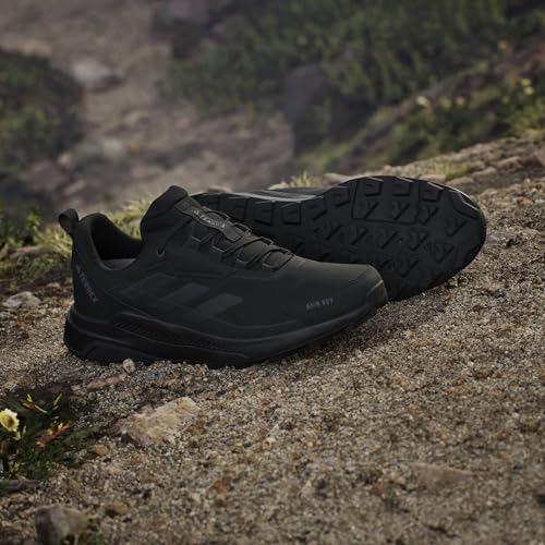 Image of adidas Men Shoes | Terrex Trailmaker Lt R.Rdy | Brown |
