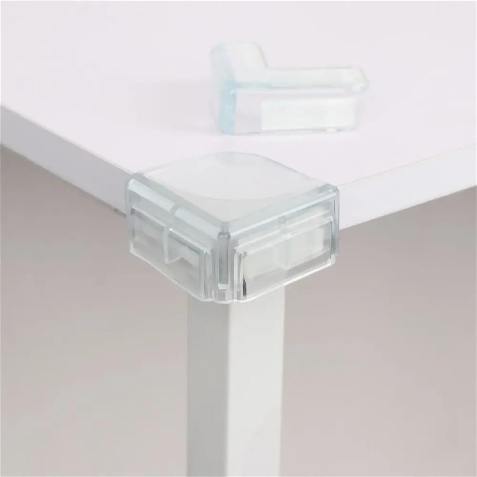 Protectores de Esquinas para mesas, Seguridad Infantil, 4 Piezas, Tiras Protectoras de Silicona anticolisión para Escritorio.