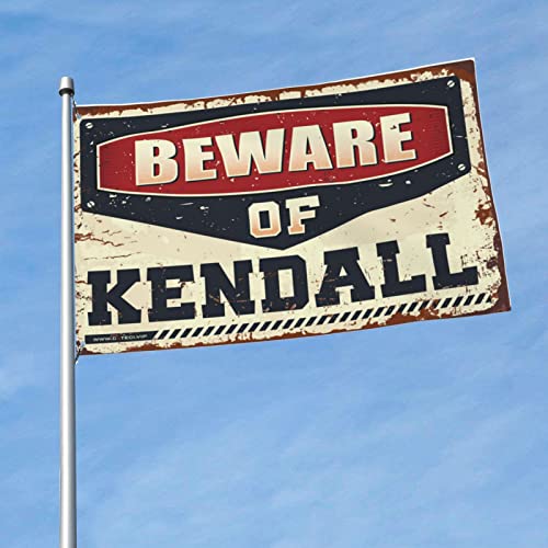 Drapeaux Beware of Kendall 152x244 cm, l'accessoire idéal pour chambre et piscine