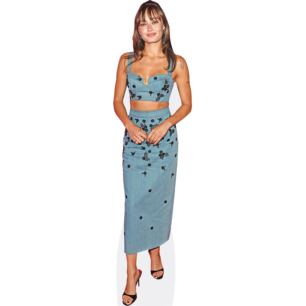 Ella Purnell (Crop Top) Mini Size Cutout