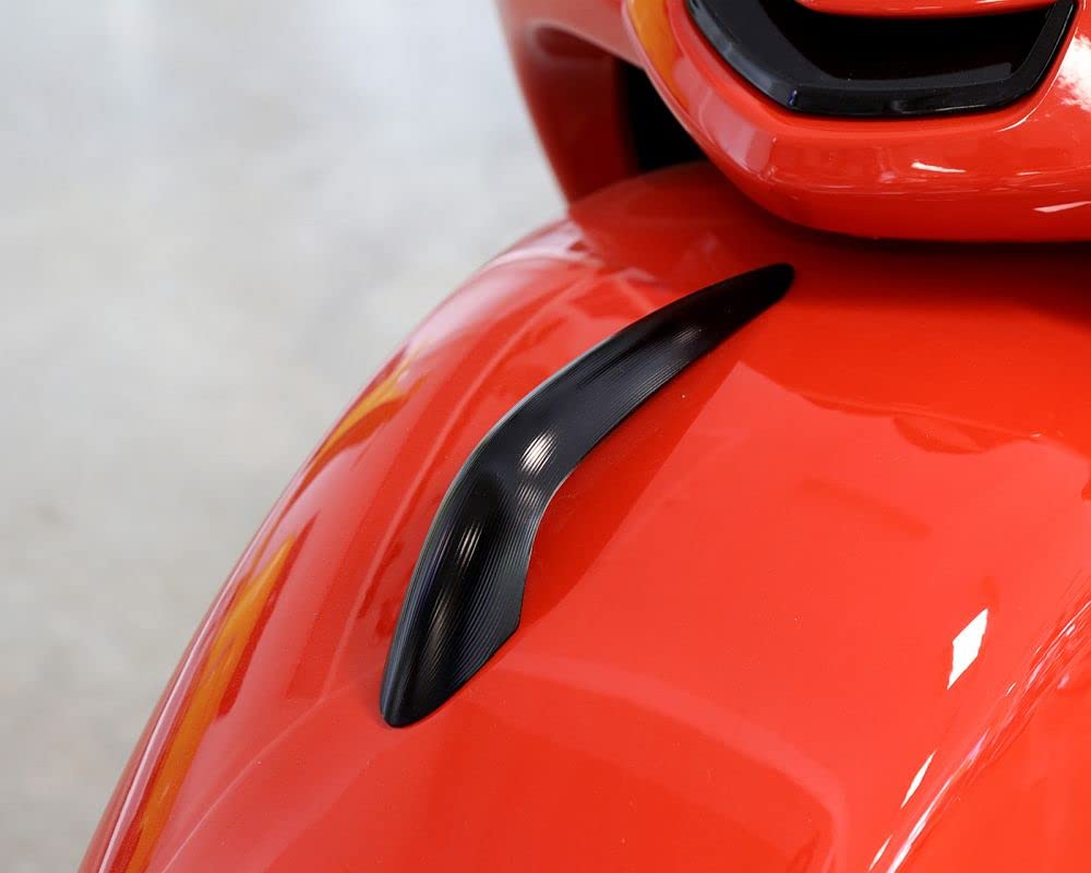 MOTO NOSTRA Kotflügelnippel CNC schwarz glanz kompatibel für Vespa GTS 125, GTS HPE 300, GTS Super 125, GTS Super HPE 300