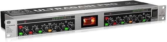 Behringer ULTRAGAIN PRO MIC2200 Audiophile Vacuum Tube Microphone/Line Preamplifier