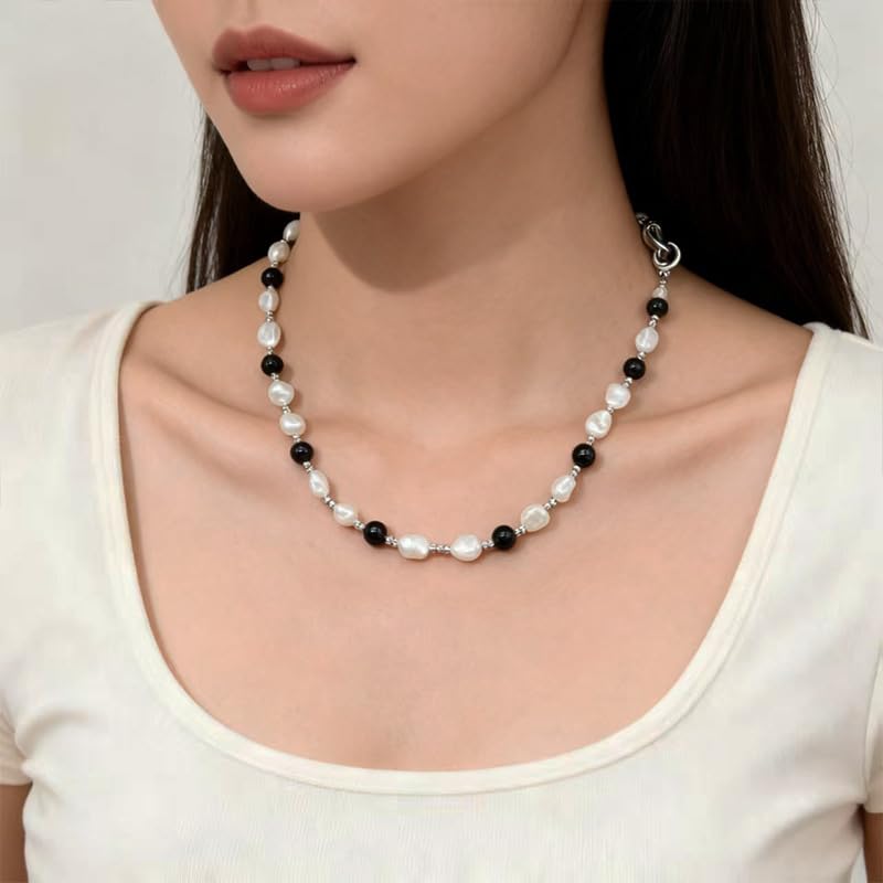 Collier perles d'eau douce pour pull d'automne et hiver