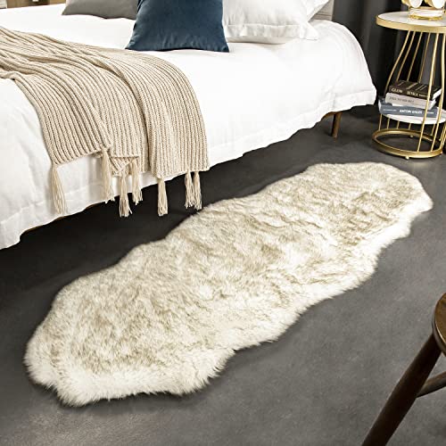 Ashler Home Deco Ultra Soft Faux Fox Fur Rug White Brown Fluffy Area Rug, Carpets Fluffy Rug Chair Couch Cover For Bedroom Floor Sofa Living Room 2 X 6 Feet #TOP1