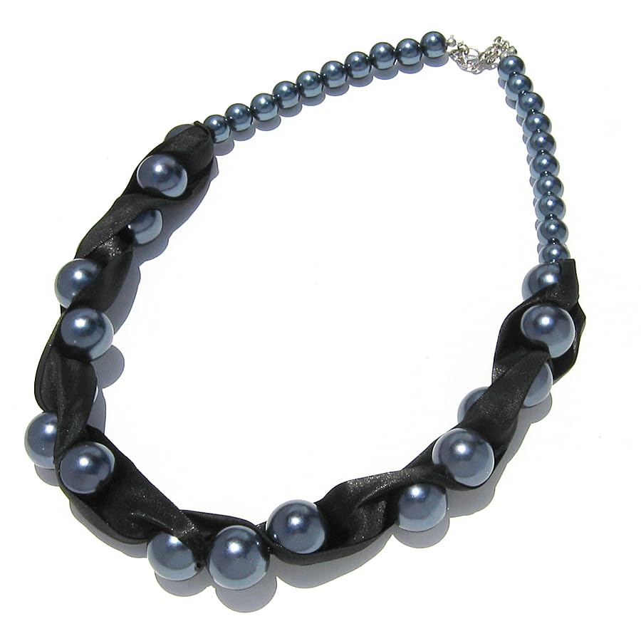 Collier Merry Christmas perles grises, le bijou parfait du réveillon de Noël